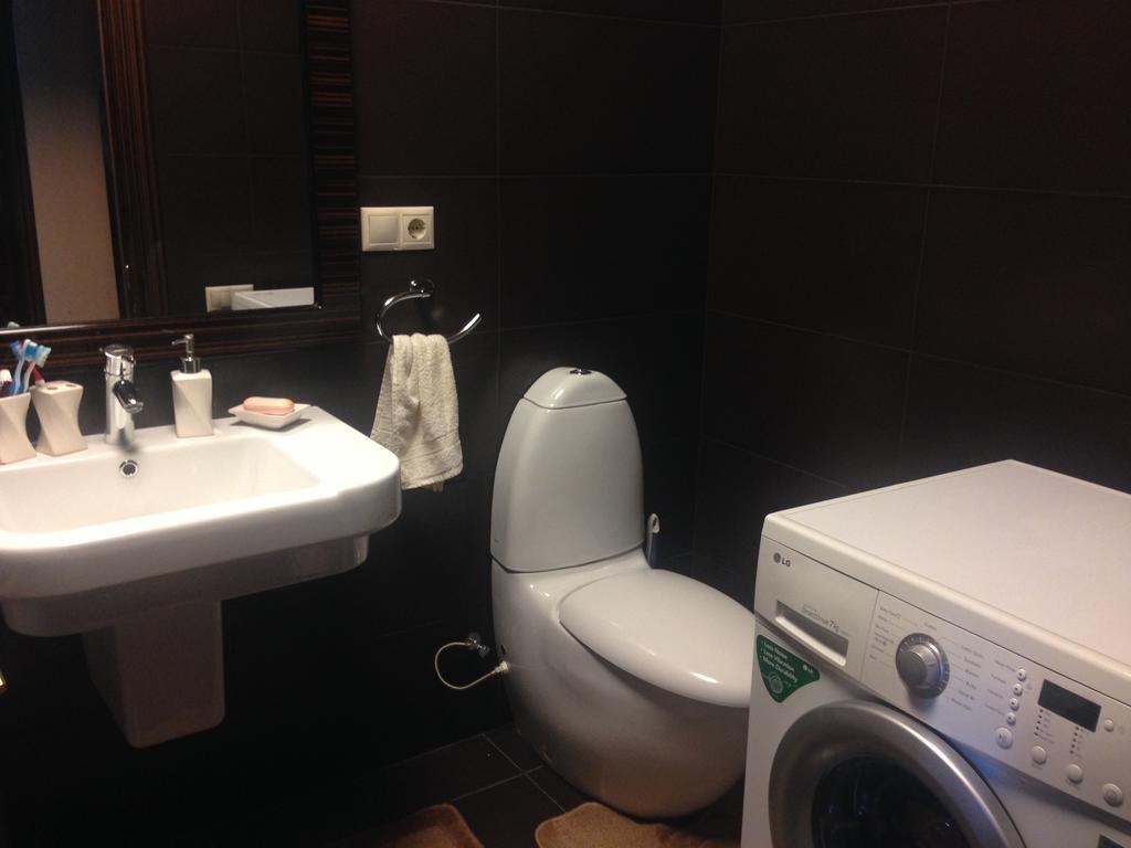 Apartment Sea Avenue บาทูมิ ภายนอก รูปภาพ
